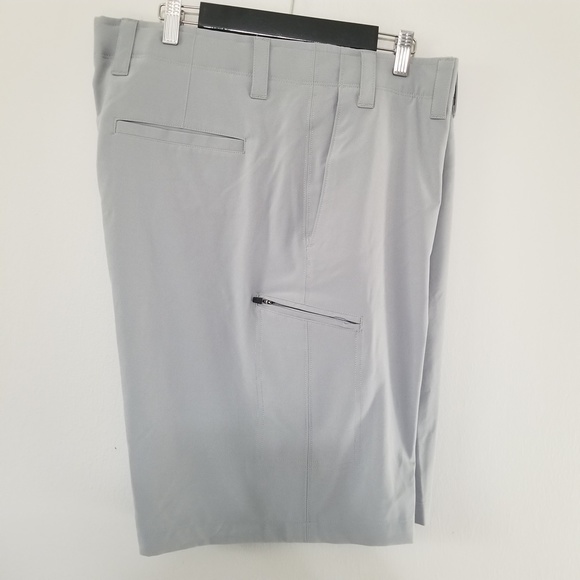 NWT Callaway Men's Stretch Cargo Shorts in Griffin Gray - Picture 4 of 10